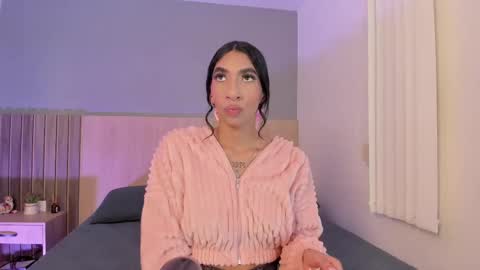 Ashly online show from October 5, 7:34 pm