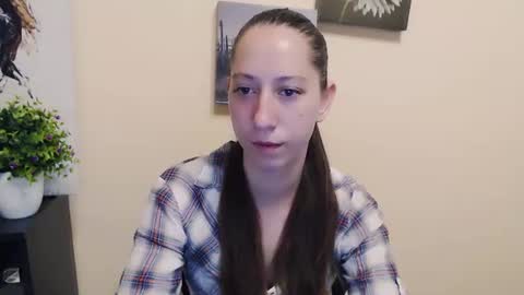 _astraia_ online show from June 10, 6:45 am