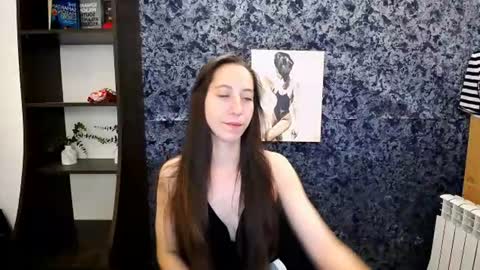 _astraia_ online show from July 20, 10:39 am