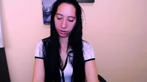 _astraia_ online show from July 27, 6:53 am