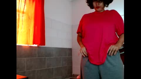 atenea online show from April 8, 2:06 pm