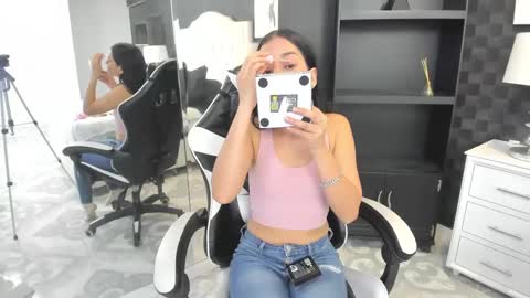 Atenea  online show from September 17, 1:13 pm