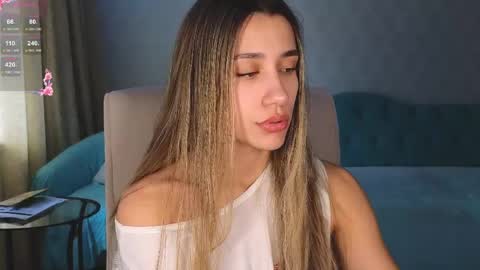 _aura_18 online show from April 6, 3:04 am