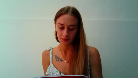 _aurora_sweet online show from September 14, 12:26 pm