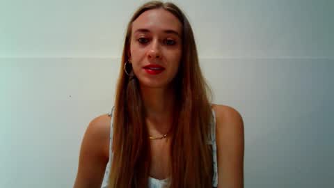 _aurora_sweet online show from September 20, 10:05 am