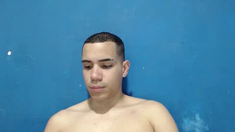 Snapshot of _austinmoon chatting on March 23, 2:48 am _austinmoon online show from March 23, 2:48 am