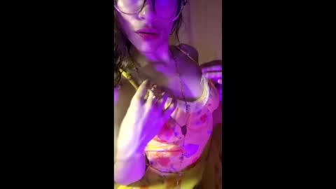 _available_ online show from March 22, 12:47 am