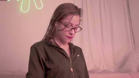 _available_ online show from April 1, 1:06 am