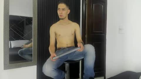 _axel_09 online show from April 19, 4:01 am