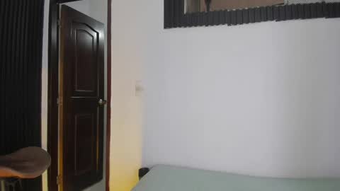 _axel_09 online show from May 16, 10:36 am