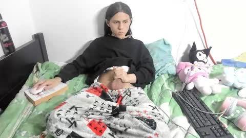 _baby_vi online show from November 10, 11:59 pm