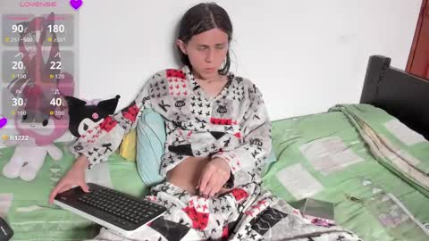 _baby_vi online show from May 13, 7:55 pm