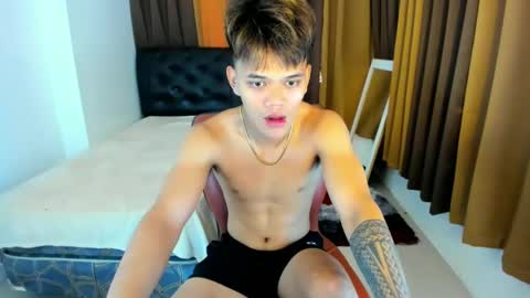 Snapshot of _beachlover69 chatting on December 22, 4:39 am _beachlover69 online show from December 22, 4:39 am