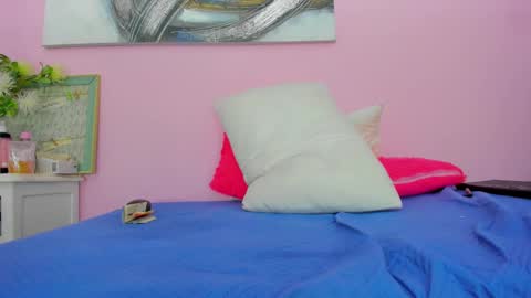 Snapshot of _becky__ chatting on February 22, 7:03 pm Becky online show from February 22, 7:03 pm
