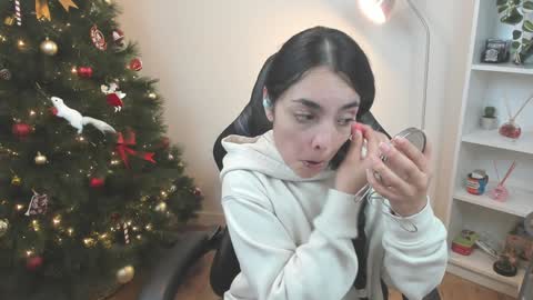 Bella Evans online show from December 30, 8:54 am