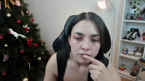 Bella Evans online show from January 15, 5:50 am