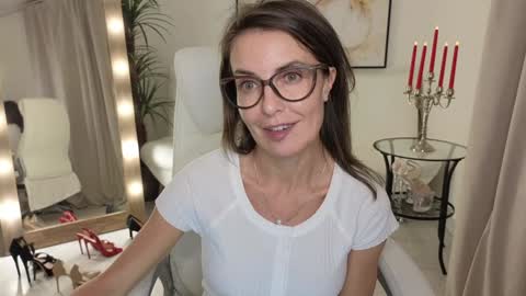 Beylly online show from December 7, 5:48 am