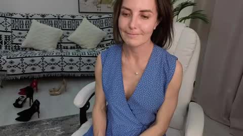 Beylly online show from May 17, 2:46 pm
