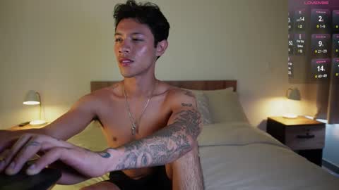 Snapshot of _billy_j chatting on February 25, 3:16 pm BILLY online show from February 25, 3:16 pm