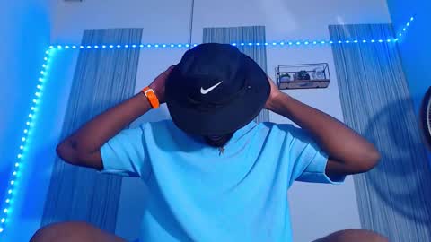 Andrew online show from February 7, 3:43 am