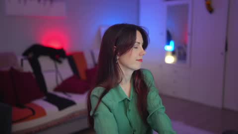 Snapshot of _blackbee_ chatting on February 20, 6:26 am Lili online show from February 20, 6:26 am