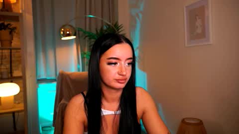 Pearl online show from January 17, 5:38 pm