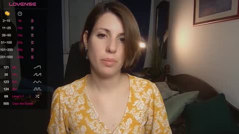 Snapshot of _blackpearl chatting on February 5, 12:31 am Laura online show from February 5, 12:31 am