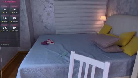 Laura online show from February 6, 10:29 am