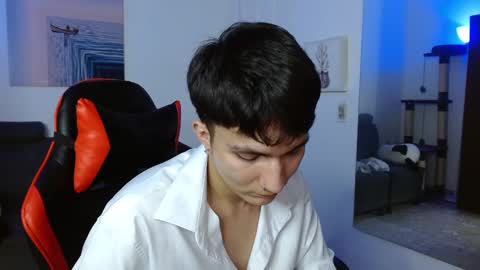 Snapshot of _blakee chatting on January 30, 5:41 am B L A K E online show from January 30, 5:41 am