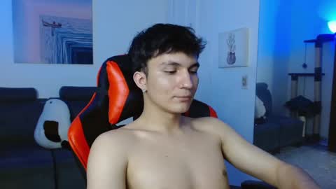 Snapshot of _blakee chatting on February 7, 6:14 am B L A K E online show from February 7, 6:14 am