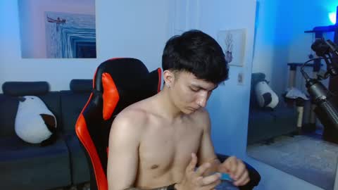 Snapshot of _blakee chatting on March 1, 4:37 am B L A K E online show from March 1, 4:37 am