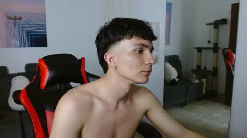 Snapshot of _blakee chatting on March 8, 2:45 am B L A K E online show from March 8, 2:45 am