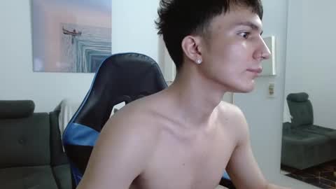 Snapshot of _blakee chatting on February 11, 4:23 pm B L A K E online show from February 11, 4:23 pm