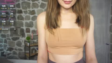 Snapshot of _bluebell__ chatting on December 5, 6:21 am My name is Agnes online show from December 5, 6:21 am