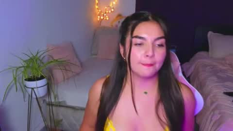 Snapshot of _bonnie_1 chatting on February 26, 2:43 am Bonnie online show from February 26, 2:43 am