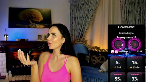 Snapshot of _bounty_69_ chatting on December 11, 9:34 pm lovense squirt bigboobs anal online show from December 11, 9:34 pm