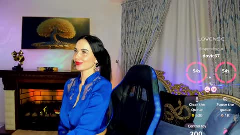 Snapshot of _bounty_69_ chatting on January 17, 1:46 pm lovense squirt bigboobs anal online show from January 17, 1:46 pm
