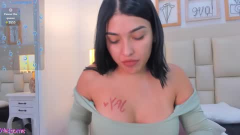 Brenda  online show from February 12, 1:52 am