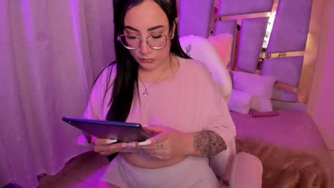 Angie  Independent model online show from September 29, 11:20 pm