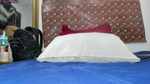 Snapshot of _britanyy_ chatting on December 31, 3:12 am Britany online show from December 31, 3:12 am