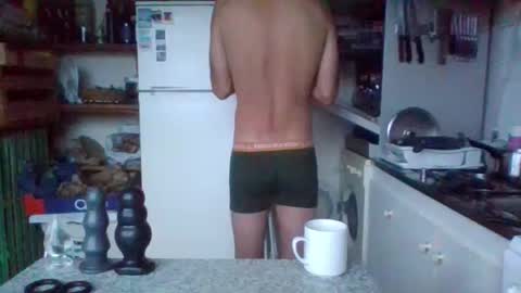 Snapshot of _bubble_buttfunxxx chatting on December 18, 7:15 am _bubble_buttfunxxx online show from December 18, 7:15 am