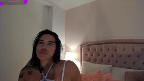 cailyn  online show from November 14, 10:29 pm