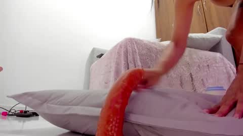 Snapshot of _candy_sweet chatting on March 4, 7:53 pm Candy online show from March 4, 7:53 pm