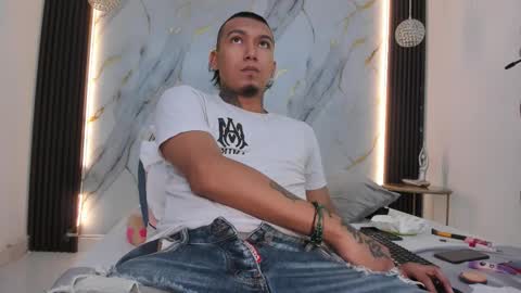 Shatta  Sara online show from March 21, 1:26 pm