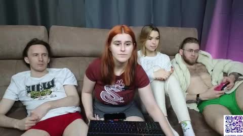 _capybara0_0 online show from February 5, 3:52 pm