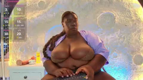 Caro. online show from October 18, 8:31 pm