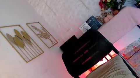 Caroline online show from February 6, 6:51 am