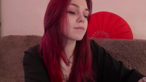 Caroline online show from February 3, 12:43 pm