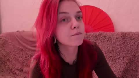 Caroline online show from February 25, 12:04 pm