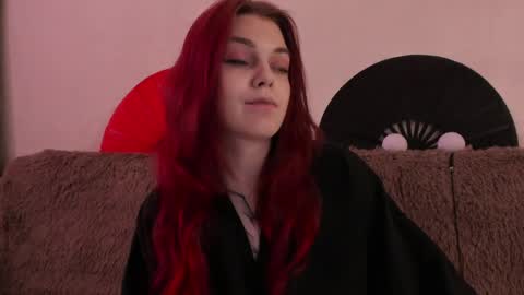 Caroline online show from April 28, 10:31 am